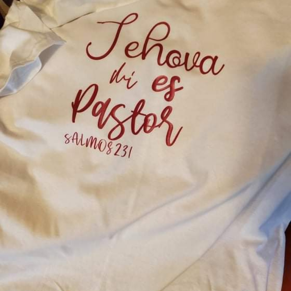 T-shirts - Picture 2 of 15